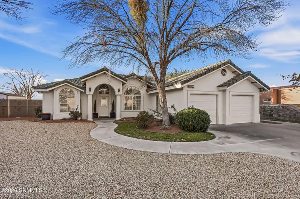 2451 Clearview DR, Las Cruces, NM 88011