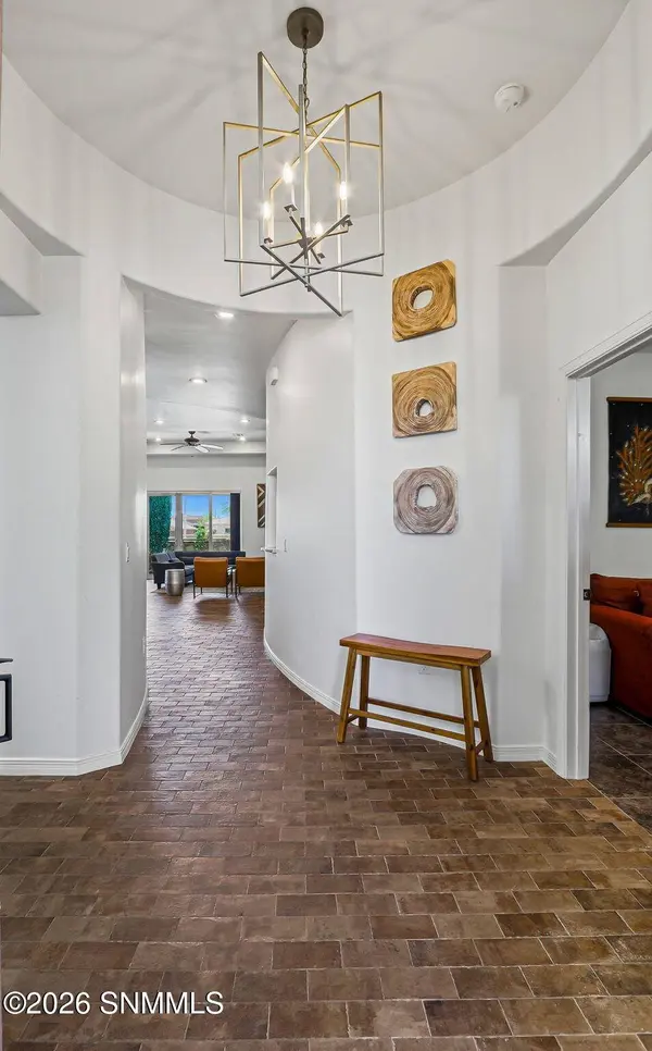 3702 San Clemente AVE, Las Cruces, NM 88012