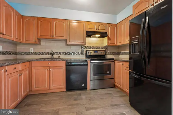 275 GREEN STREET #5B5, Edgewater Park, NJ 08010