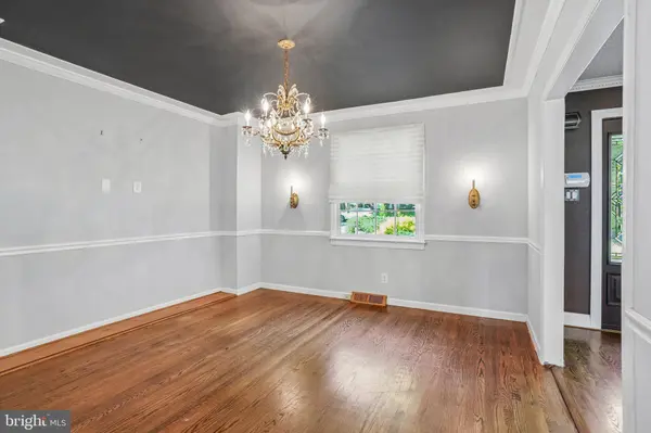1709 LARK LN, Cherry Hill, NJ 08003