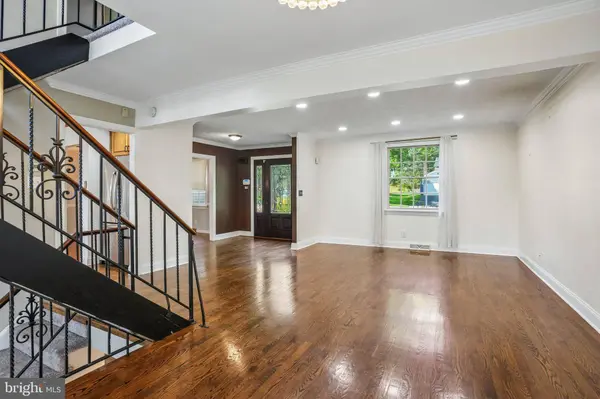 1709 LARK LN, Cherry Hill, NJ 08003