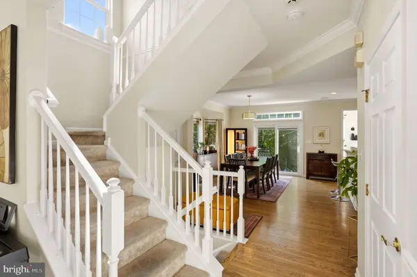 18 BRIDLE CT, Cherry Hill, NJ 08003