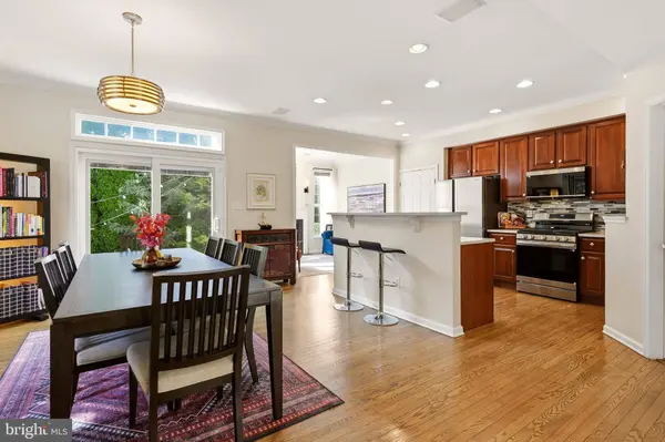 18 BRIDLE CT, Cherry Hill, NJ 08003