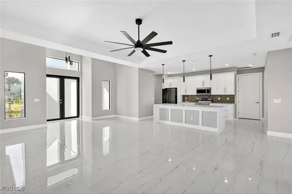 1517 SW 28th TER, Cape Coral, FL 33914