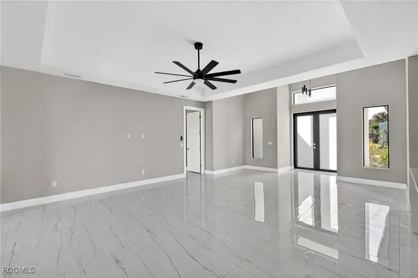 1517 SW 28th TER, Cape Coral, FL 33914