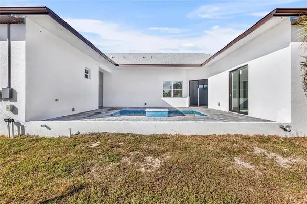 15116 BRAINBRIDGE CIR, Port Charlotte, FL 33981