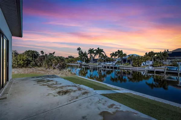 15116 BRAINBRIDGE CIR, Port Charlotte, FL 33981