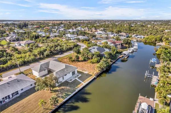 15116 BRAINBRIDGE CIR, Port Charlotte, FL 33981