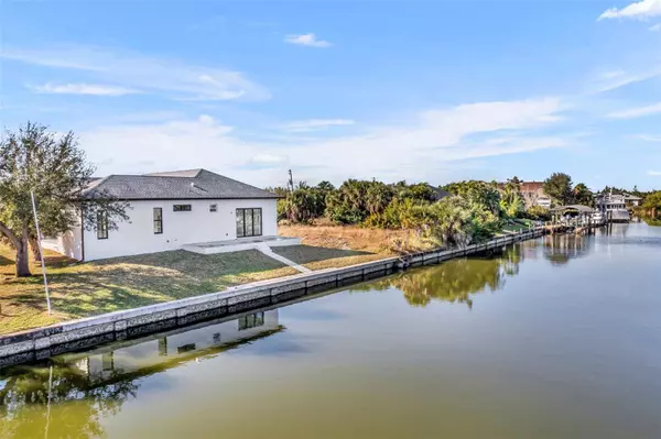 15116 BRAINBRIDGE CIR, Port Charlotte, FL 33981