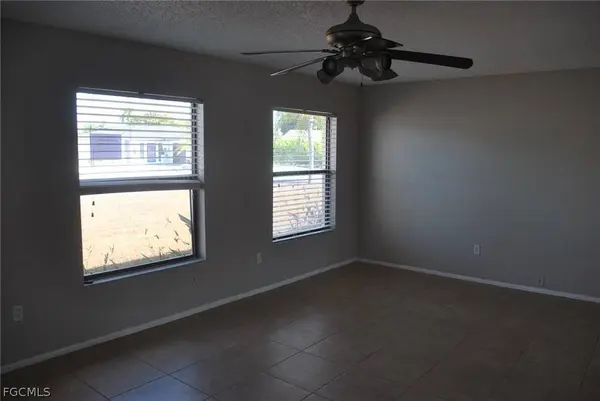 1424 Carmelle DR, Fort Myers, FL 33919