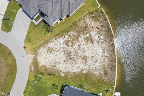 2222 SW 31st LN, Cape Coral, FL 33914