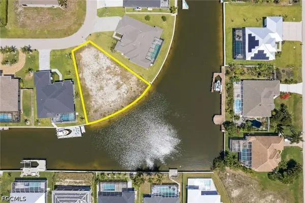 2222 SW 31st LN, Cape Coral, FL 33914