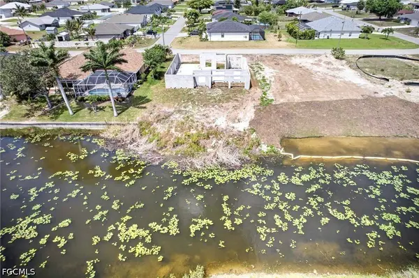 1213 NE 11th TER, Cape Coral, FL 33909