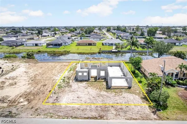 1213 NE 11th TER, Cape Coral, FL 33909