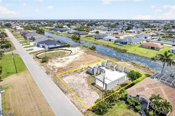 1213 NE 11th TER, Cape Coral, FL 33909