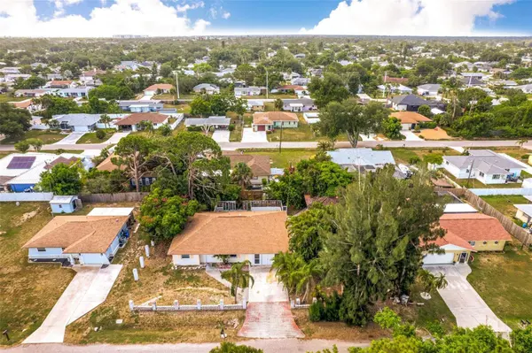 887 LEEWARD RD, Venice, FL 34293
