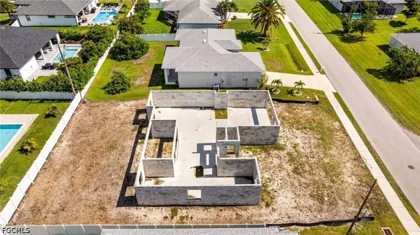 428 SW 28th AVE, Cape Coral, FL 33991