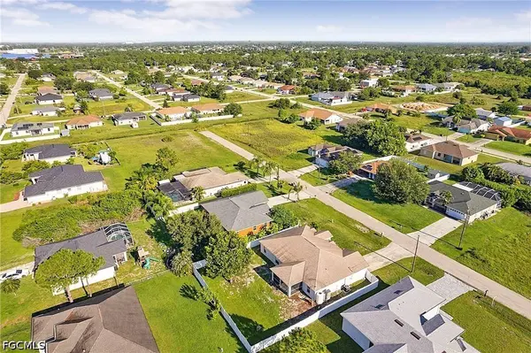 4205 11th ST W, Lehigh Acres, FL 33971