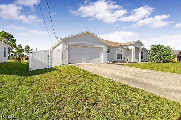 4205 11th ST W, Lehigh Acres, FL 33971