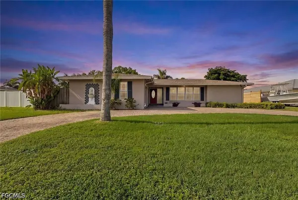 1446 Cumberland CT, Fort Myers, FL 33919