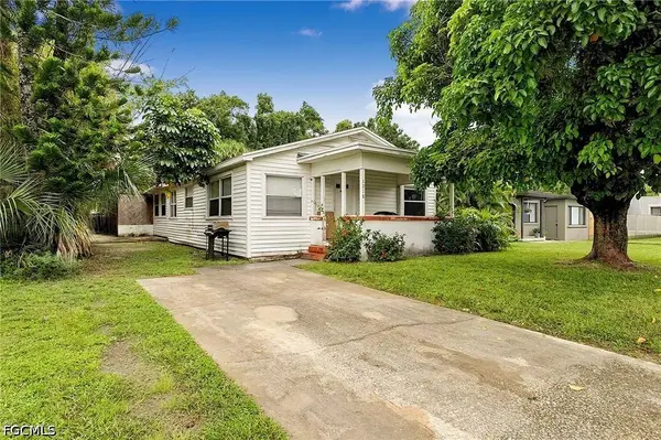 1718 Sunset PL, Fort Myers, FL 33901