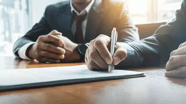 The Advantages of Different Types of Mortgage Lenders,Kimberly Habermehl