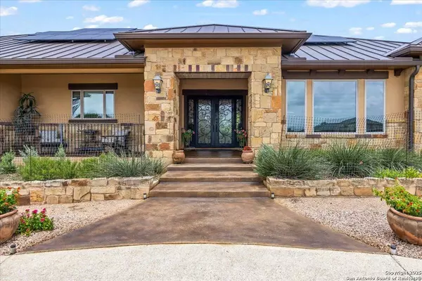 742 Pacific, Spring Branch, TX 78070