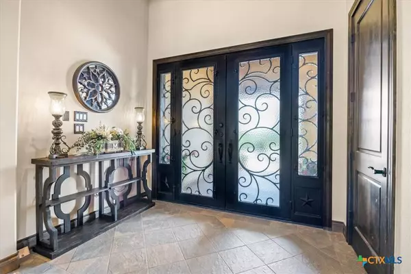 742 Pacific PL, Spring Branch, TX 78070