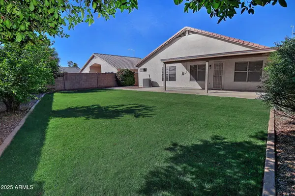 9513 E OLLA Circle, Mesa, AZ 85212