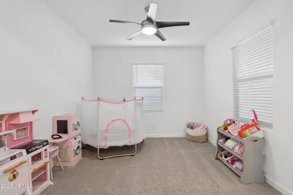 9947 E THORNBUSH Avenue, Mesa, AZ 85212