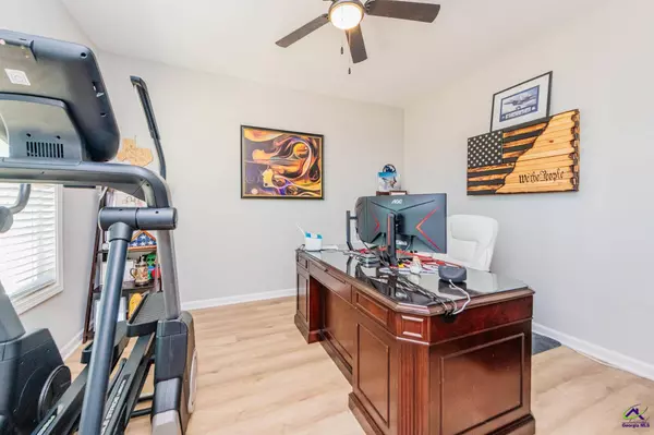 425 Cambrian Drive, Kathleen, GA 31047