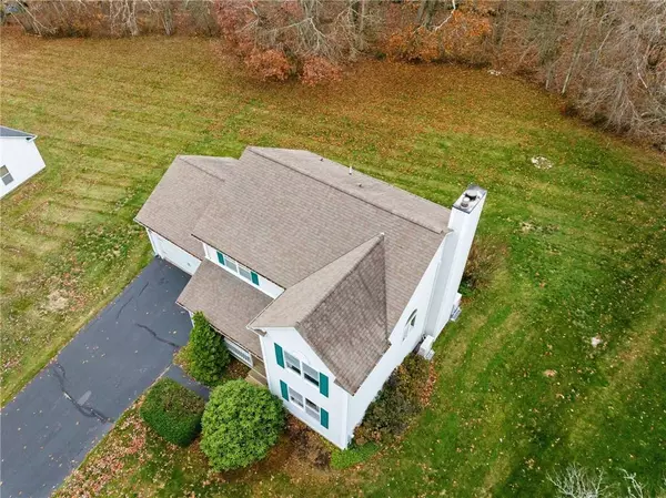 26 Bramblewood LN, South Kingstown, RI 02879