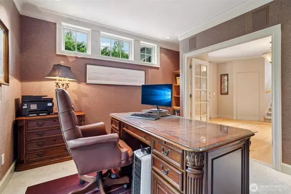 16912 SE Licorice WAY, Newcastle, WA 98059