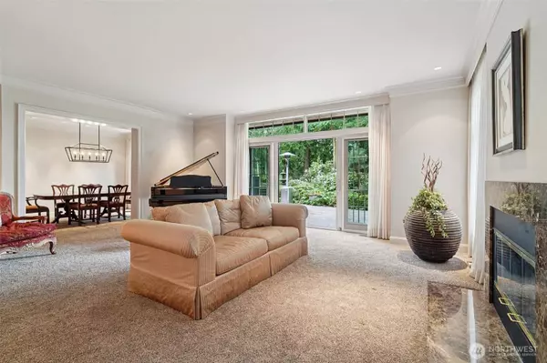 16912 SE Licorice WAY, Newcastle, WA 98059