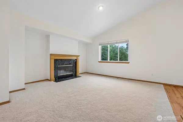 317 NE 91st ST, Seattle, WA 98115