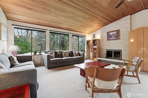 16812 174th AVE NE, Woodinville, WA 98072