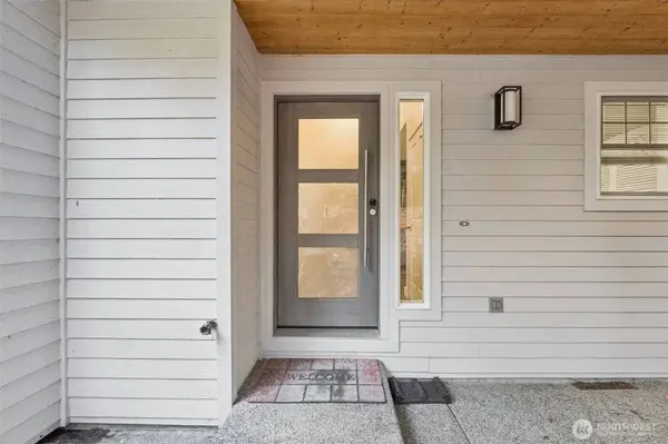 16430 266th AVE SE, Issaquah, WA 98027