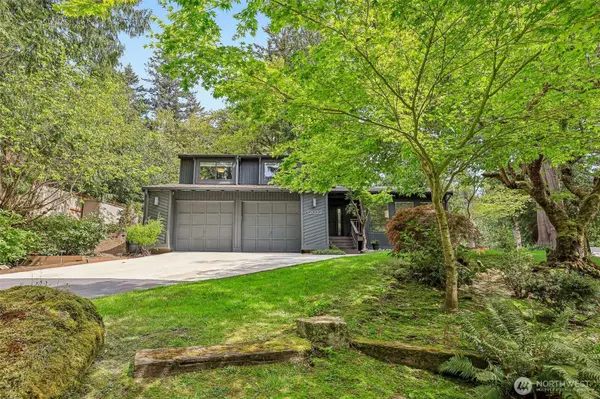 12022 210th PL SE, Issaquah, WA 98027