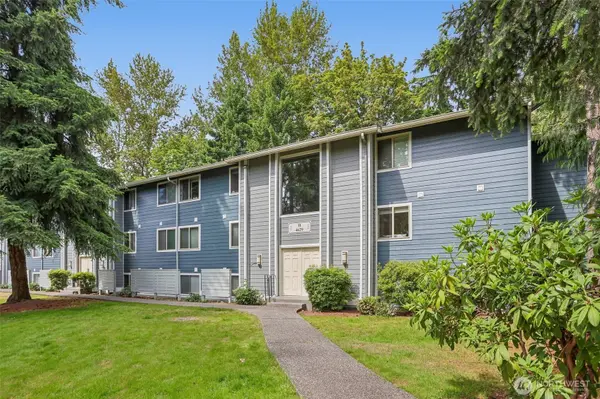 4629 W Lake Sammamish Pkwy SE #H206, Issaquah, WA 98027