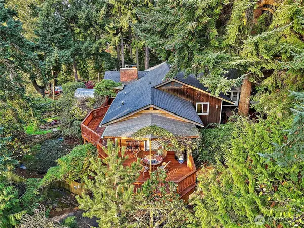 15226 26th AVE SW, Burien, WA 98166