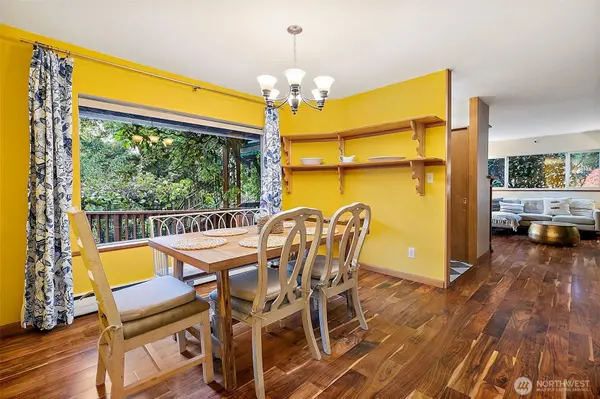 15226 26th AVE SW, Burien, WA 98166