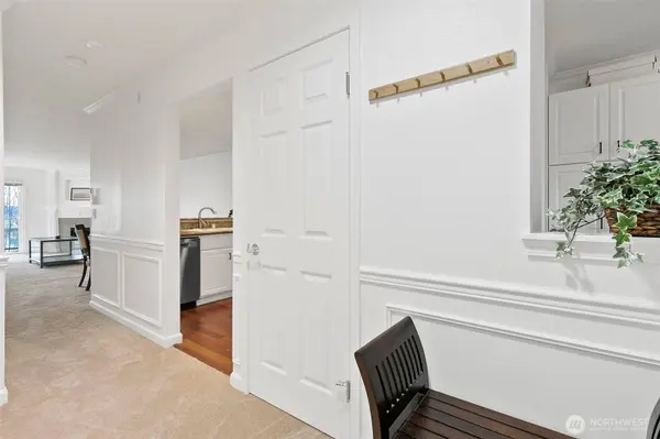 410 2nd AVE S #207, Kirkland, WA 98033