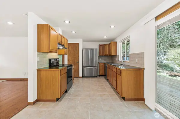 42904 SE 176th ST, North Bend, WA 98045