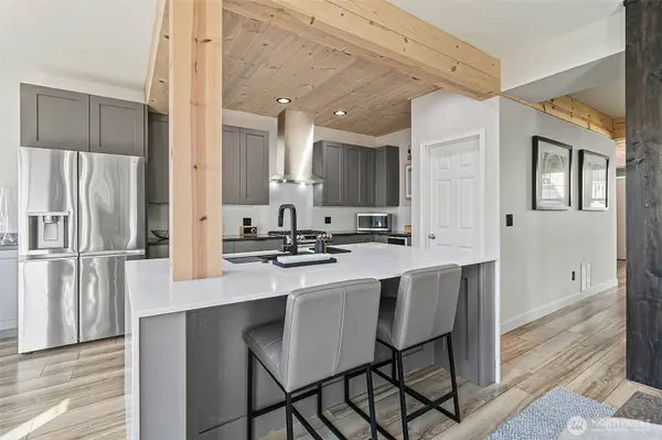 7726 Fairway AVE SE #504, Snoqualmie, WA 98065