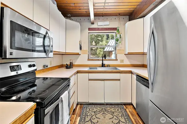 46020 SE 174th ST, North Bend, WA 98045