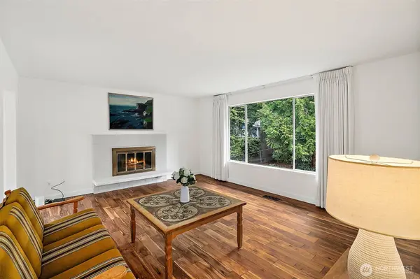 14014 118th AVE NE, Kirkland, WA 98034