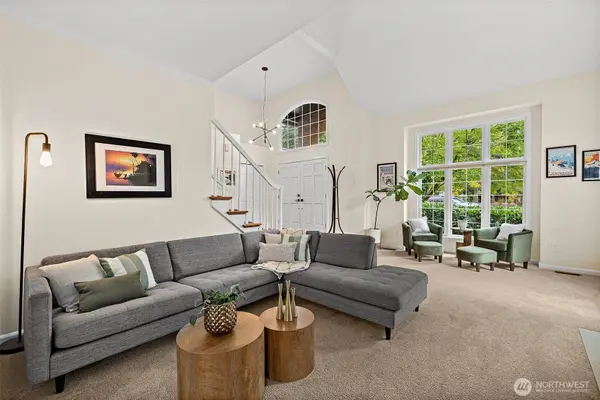 1051 Laforest DR SE, North Bend, WA 98045