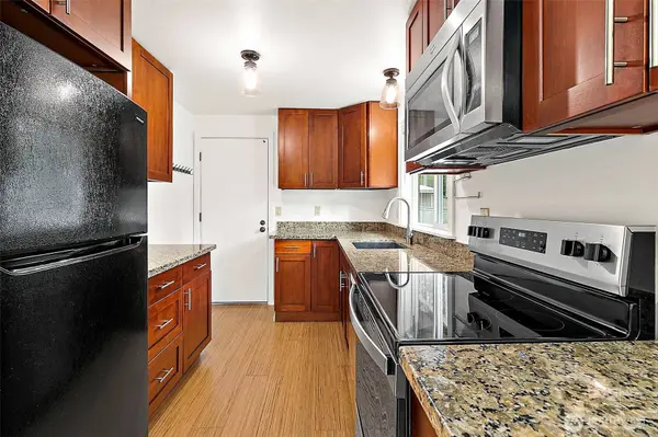 17330 426th AVE SE, North Bend, WA 98045