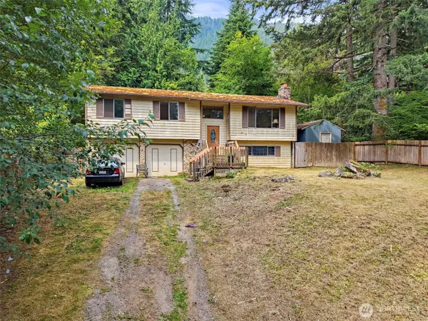 42627 SE 175th PL, North Bend, WA 98045
