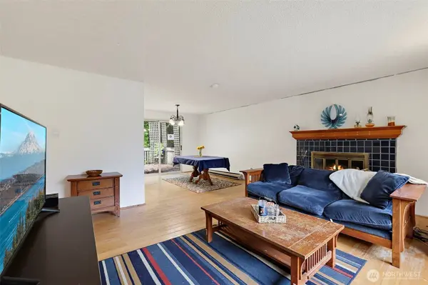 42627 SE 175th PL, North Bend, WA 98045